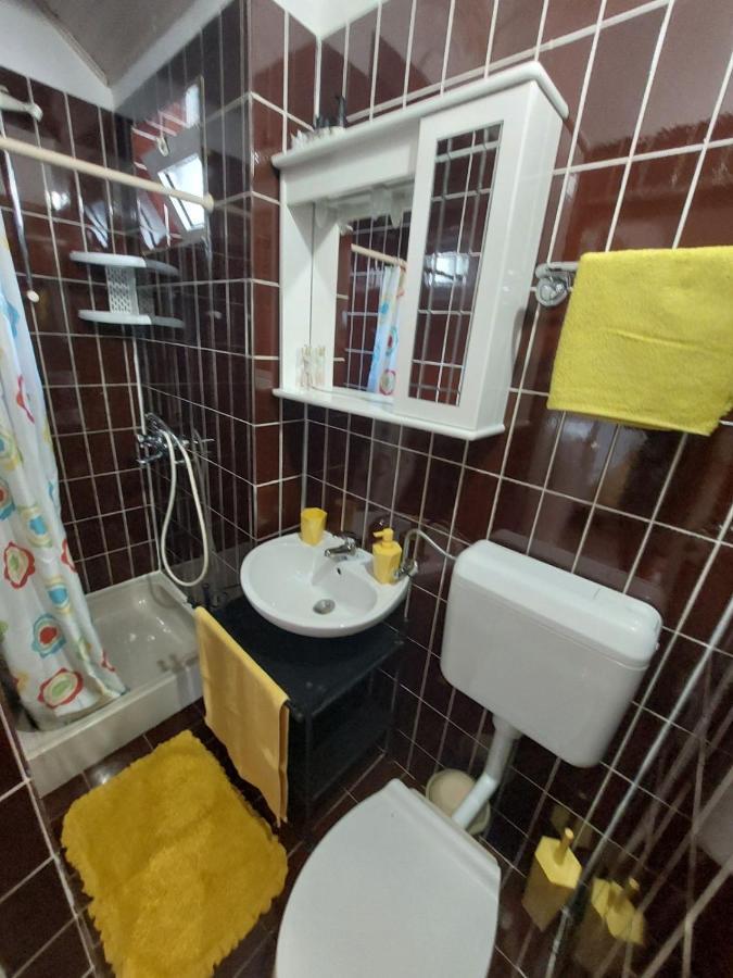 Apartment Tonci Rab Town Exterior photo